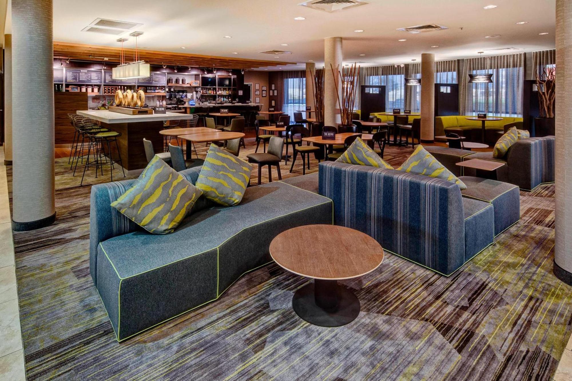 Courtyard By Marriott Alexandria Ξενοδοχείο Εξωτερικό φωτογραφία