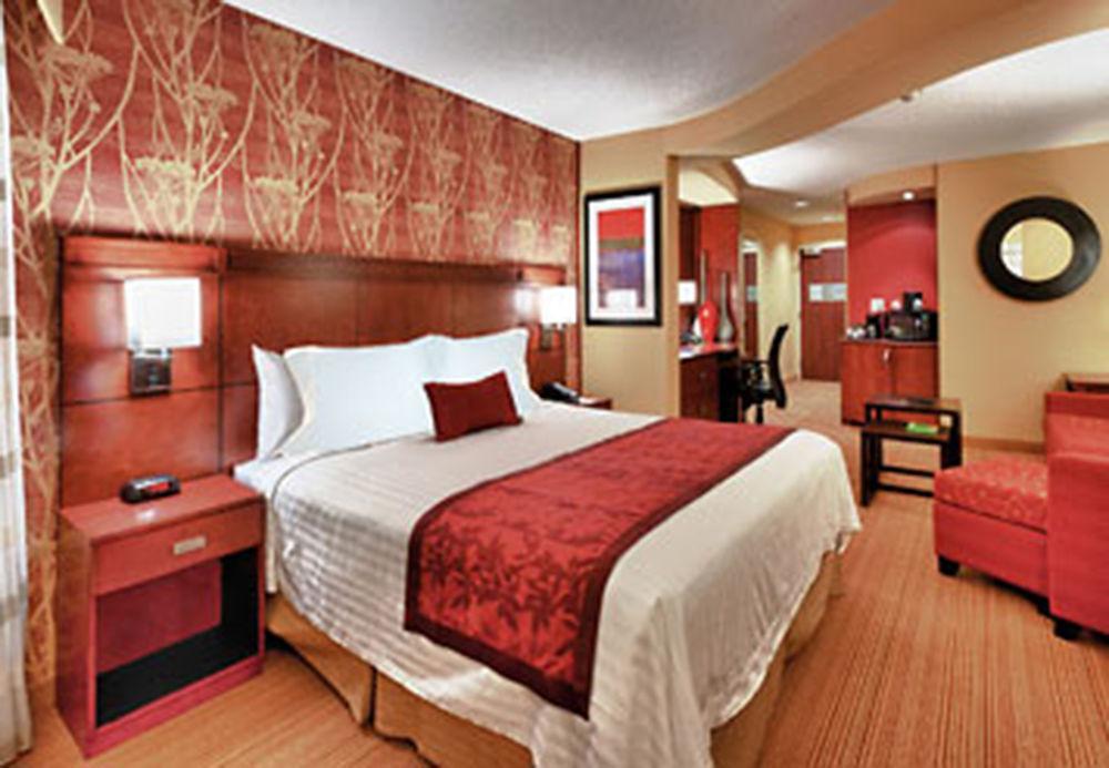 Courtyard By Marriott Alexandria Ξενοδοχείο Δωμάτιο φωτογραφία