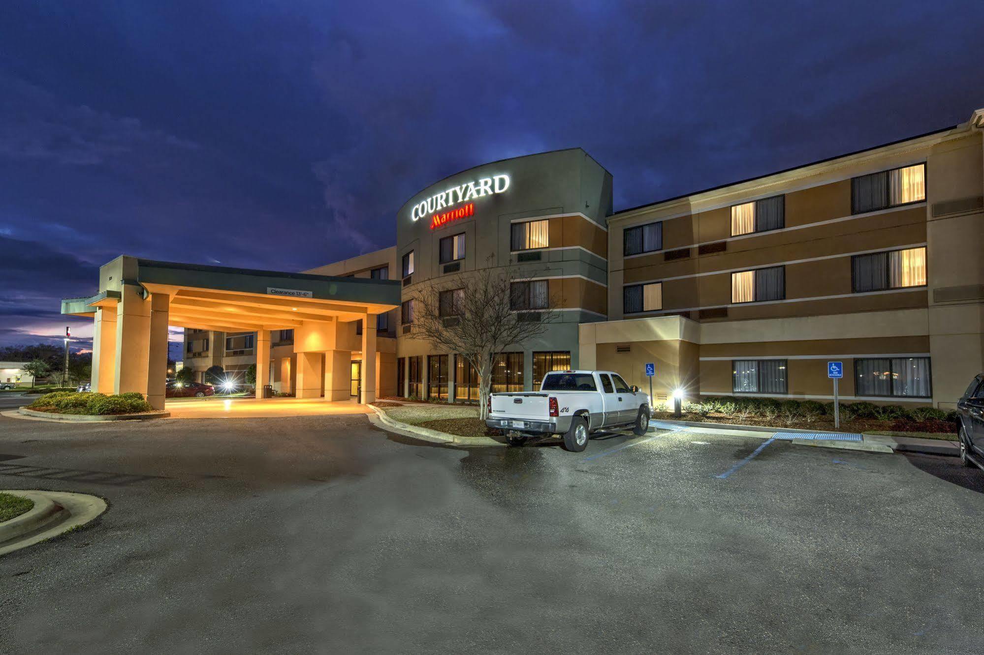 Courtyard By Marriott Alexandria Ξενοδοχείο Εξωτερικό φωτογραφία