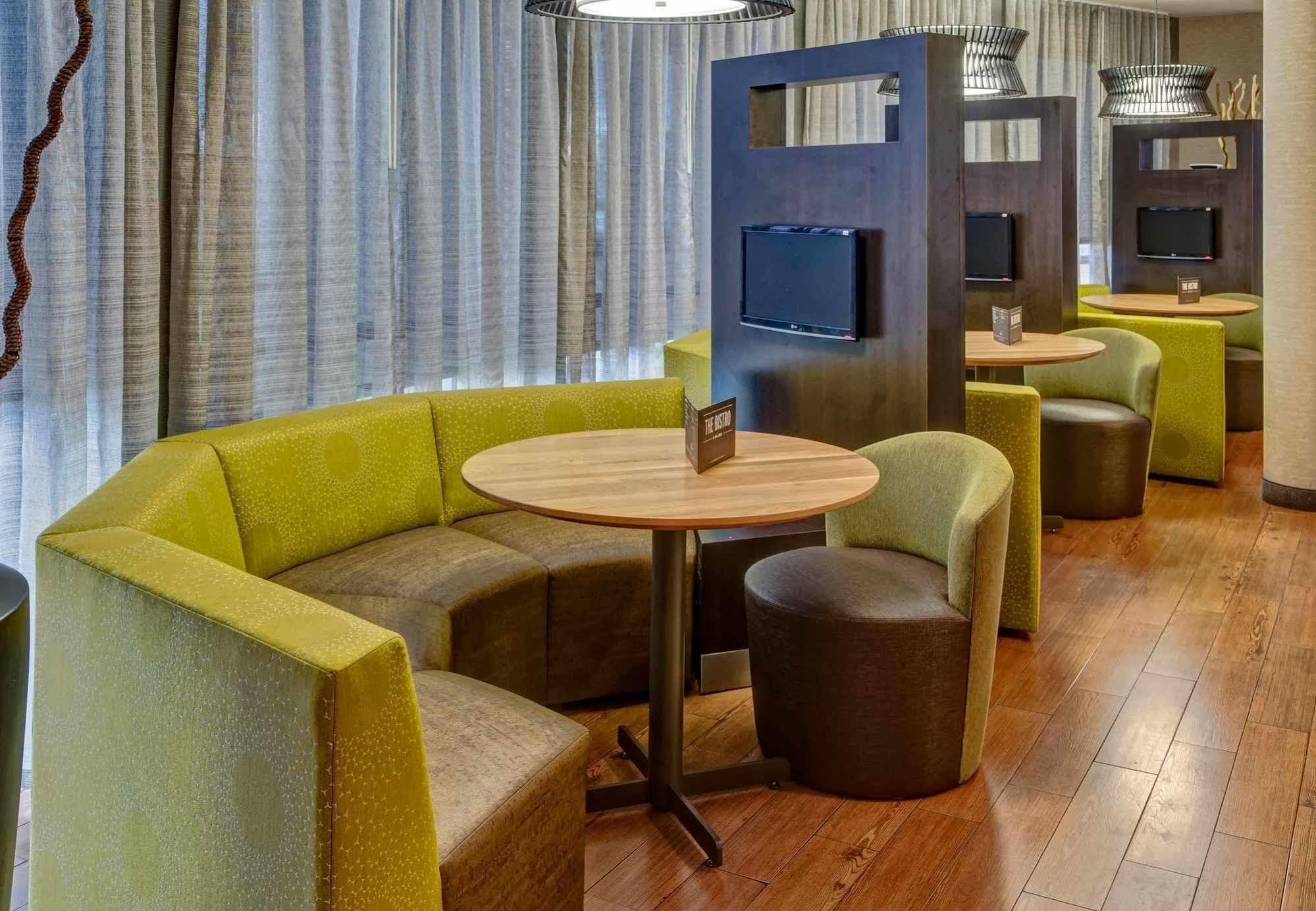 Courtyard By Marriott Alexandria Ξενοδοχείο Εξωτερικό φωτογραφία
